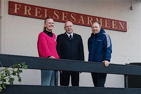 Istad gir juledonasjon til Frelsesarmeen Istad gir juledonasjon til Frelsesarmeen